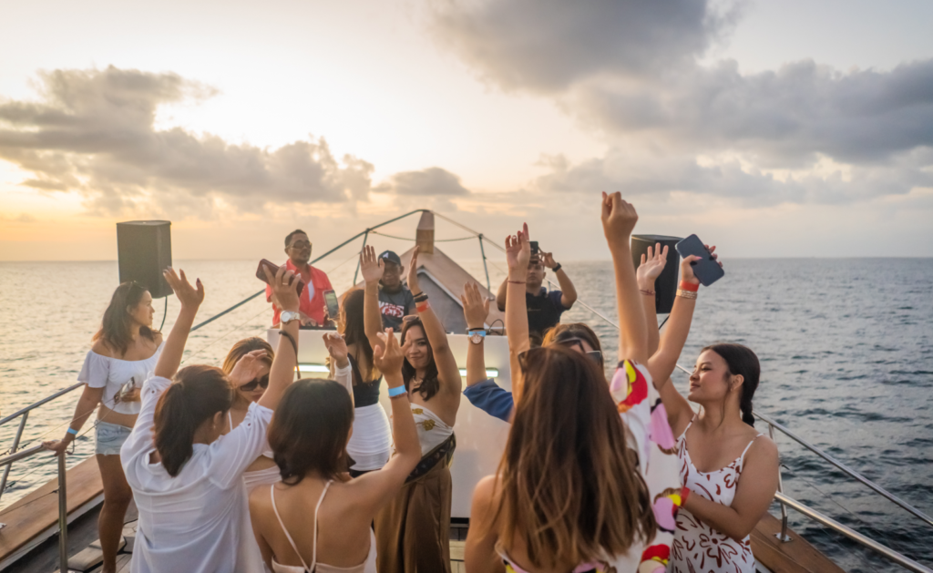 sunset cocktail party on shivanna sunset cruise