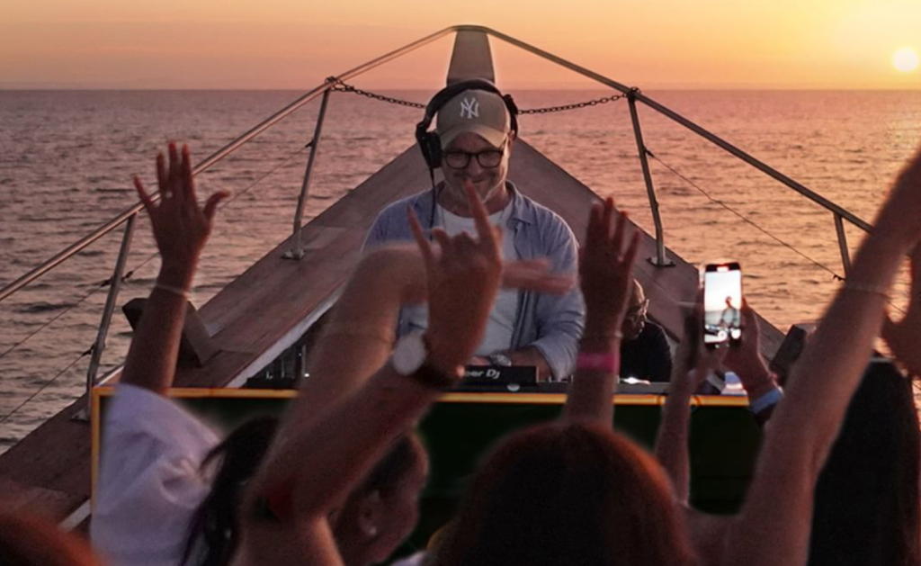 shivanna sunset cocktail cruise in bali