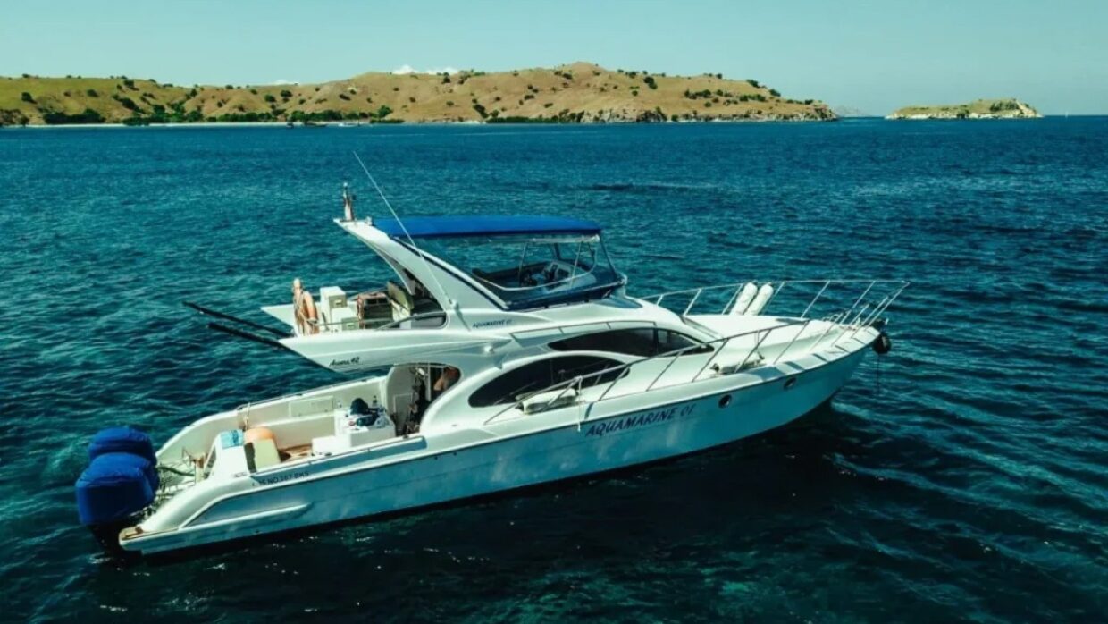 Fast boats